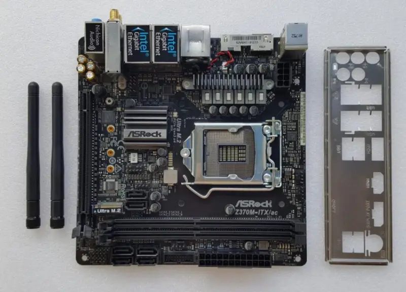ASRock Z370M-ITX/ac-hovedkort LGA1151 DDR4