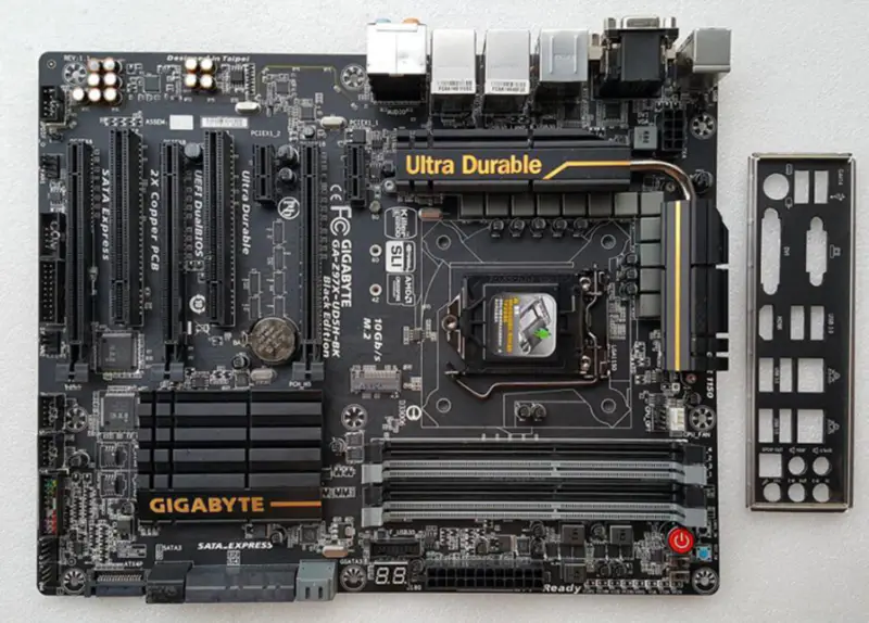 Gigabyte Z97X-UD5H-BK hovedkort LGA1150 DDR3