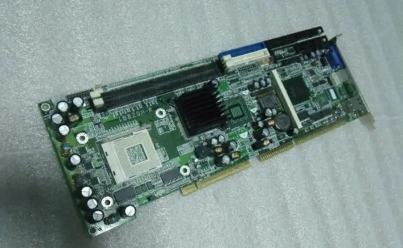 ibase IB820H-R motherboard