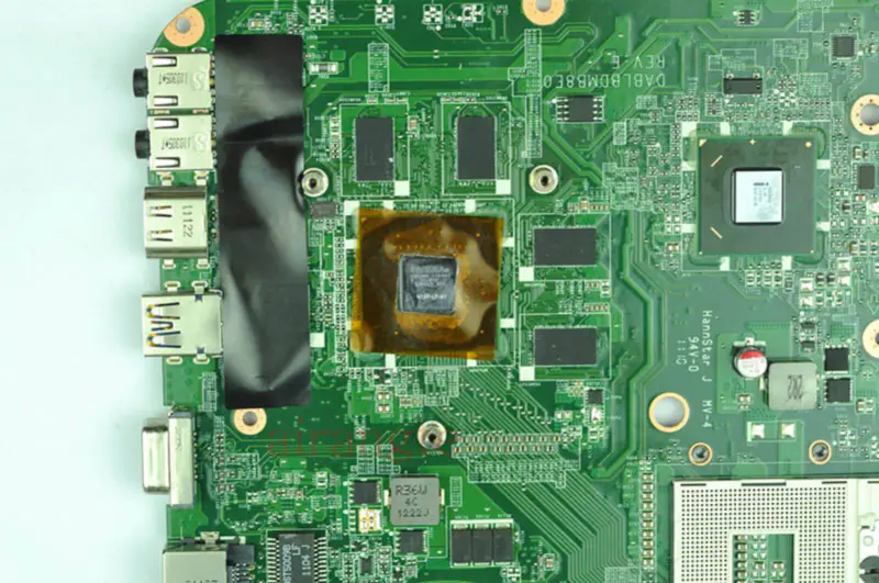 Toshiba A000079330 hovedkort