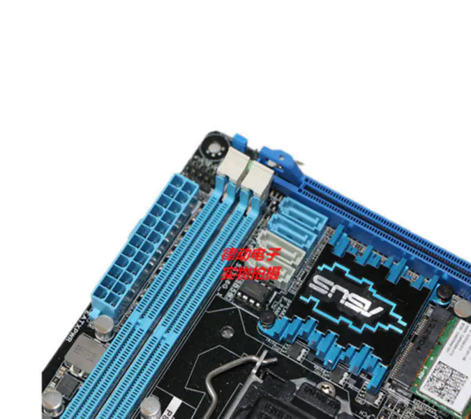 Asus P8Z77-I DELUXE hovedkort