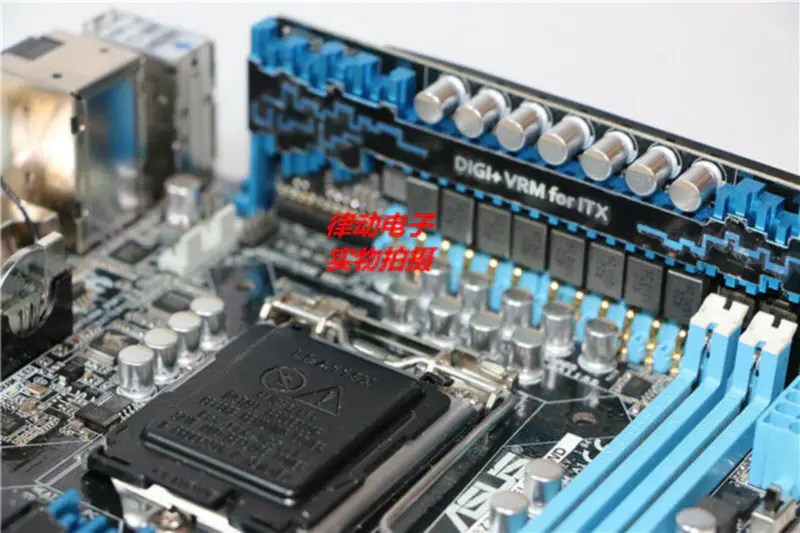 Asus P8Z77-I DELUXE hovedkort