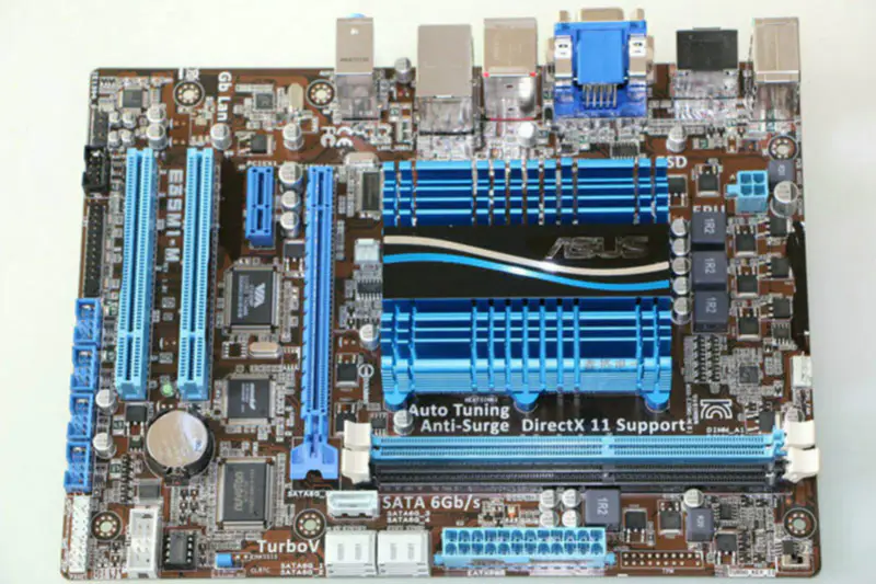 Asus E35M1-M motherboard