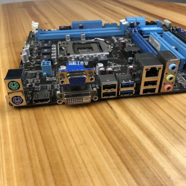 Asus P8B75-MLE hovedkort