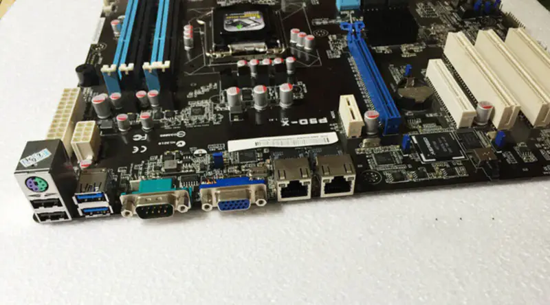 Asus P9D-X-hovedkort
