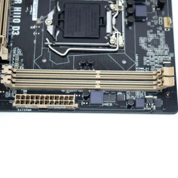 Asus TROOPERH110D3 hovedkort