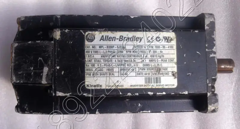 ALLEN-BRADLEY Motor MPL-B330P-SJ22AA