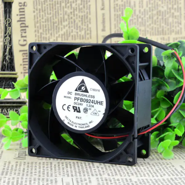 Delta PFB0924UHE DC24V 1.22A DELTA 92*92*38 fan