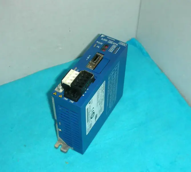 YASKAWA SJDE-04APA