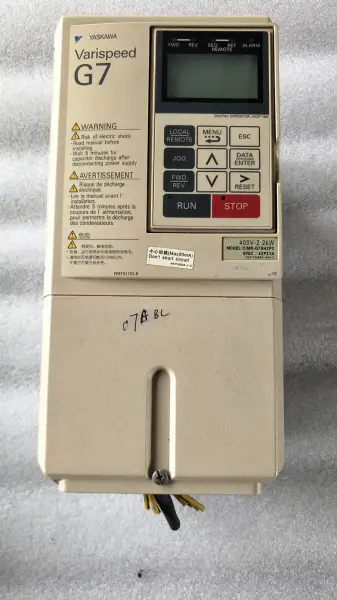 YASKAWA G7-serien CIMR-G7B42P2 2,2 kW 380V