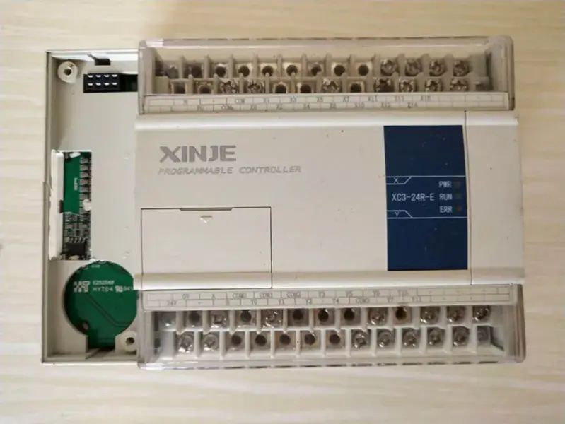 PLS XC3-24R-E
