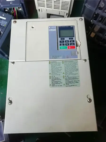 YASKAWA 7 H1000 CIMR-HB4A0045AAA 18.5KW