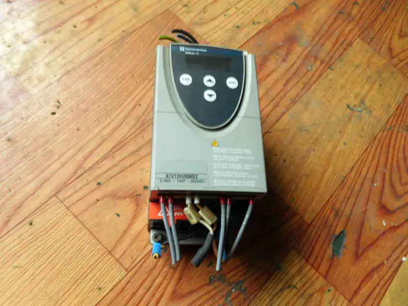 Schneider ATV11HU05M2E 0,18 kW 220V