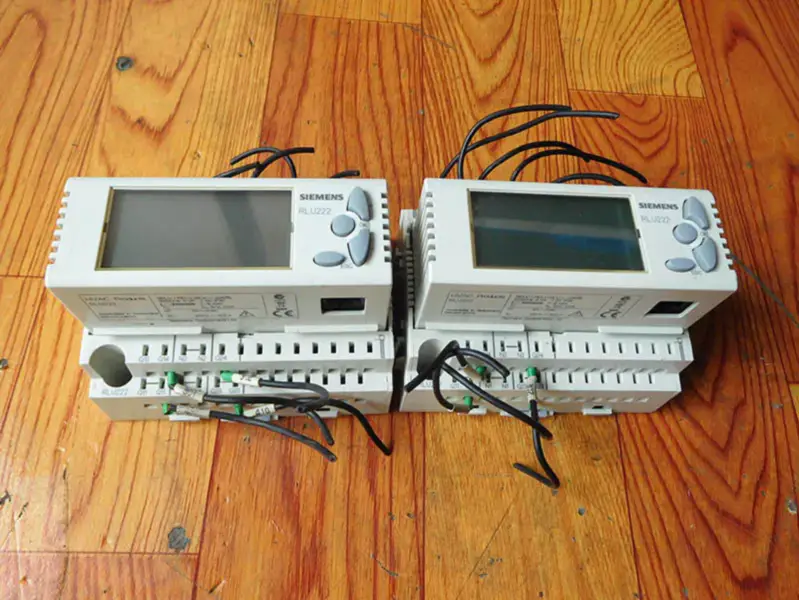 Siemens RLU222 Air conditioner controller