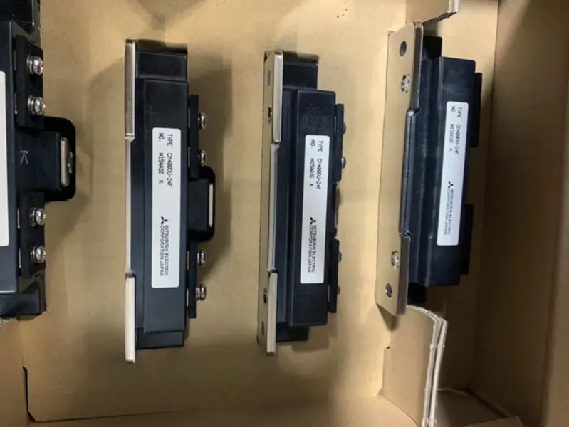 IC elektronisk drivkraft Transistorer IGBT-modul CM100DY-24A 1200V 100A