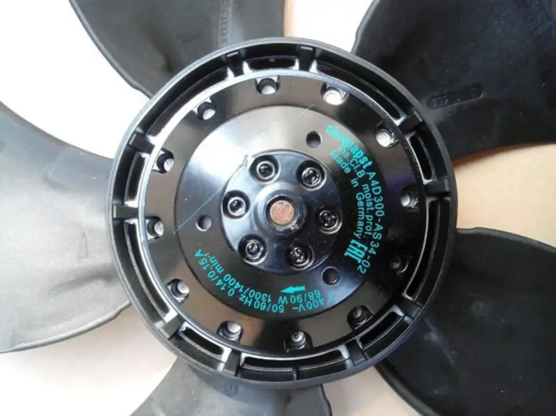 Original Authentic New Ebmpapst A4D300-AS34-02 230V 0.40A 130W Ball Bearing Centrifugal Fan
