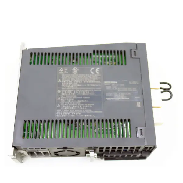 1KW Mitsubishi Servo Drive-forsterker MR J3 100 MR-J3-100B