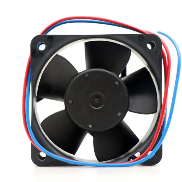 Størrelse 60 x 60 x 25 mm 12 V DC Luftmengde 21 m3 / t 2500 o/min 612NLE Ebmpapst kjølevifte