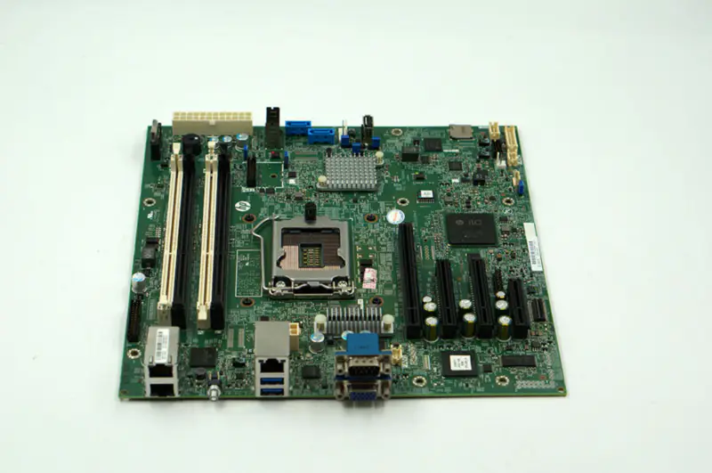 HP ML310E GEN8 V2 715910-002 715910-001 726766-001 Server-hovedkort