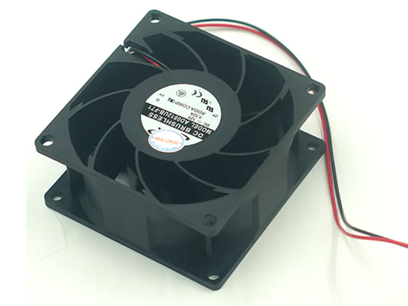 ADDA AD0812UB-F71 Vifte
