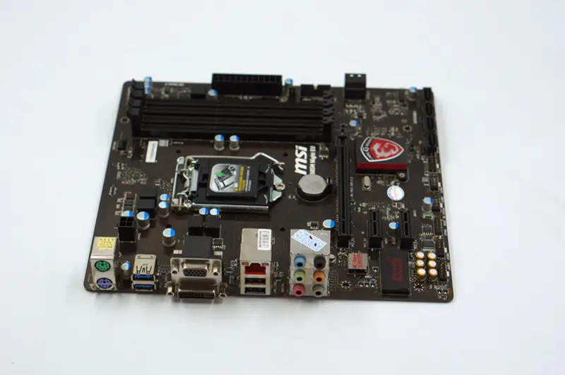 MSI B85M Night ELF hovedkort LGA 1150 / 6 GB M-ATX