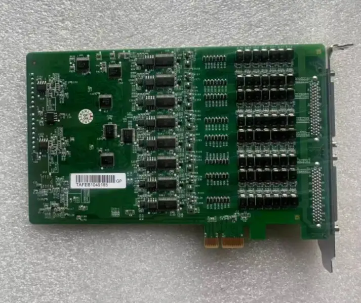 MOXA CP-116E-A seriekort