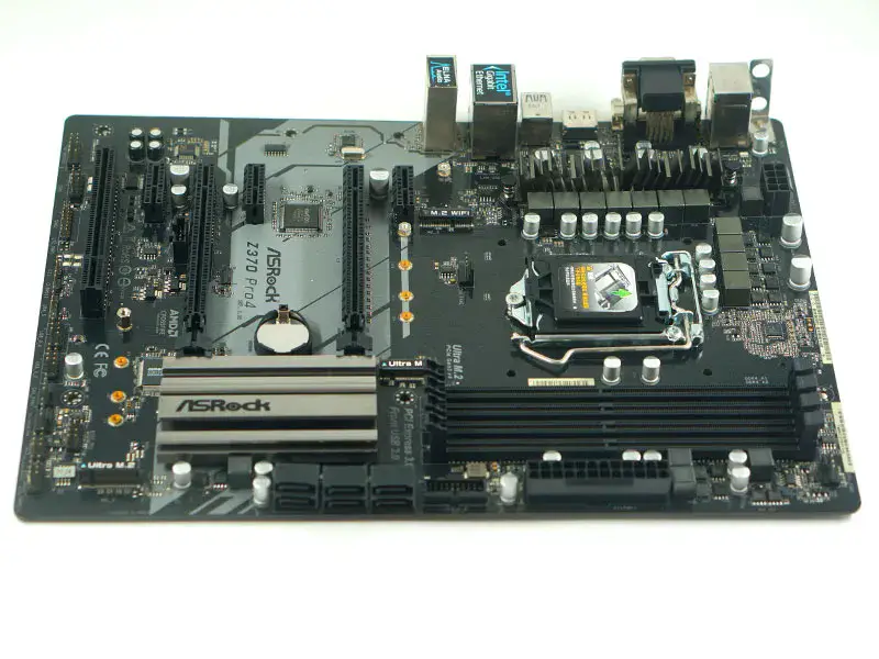 Asrock Z370 Pro4-hovedkort