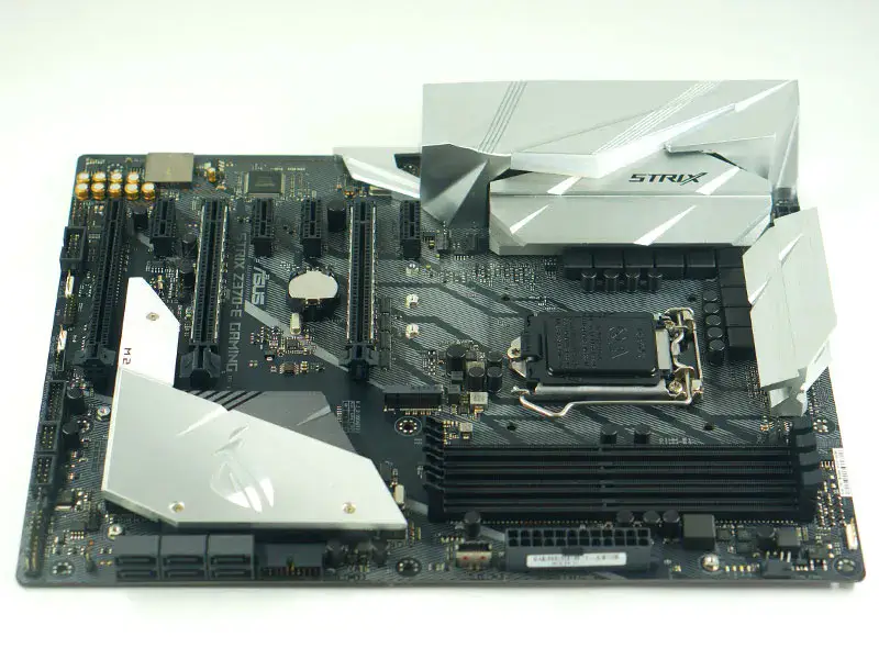 Asus STRIX Z370-E GAMING hovedkort 7PCIE LGA1151 DDR4