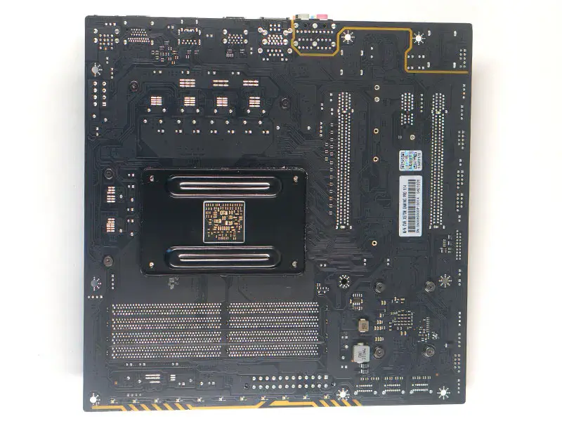 Fargerikt CVN X570M GAMING PRO V14 hovedkort