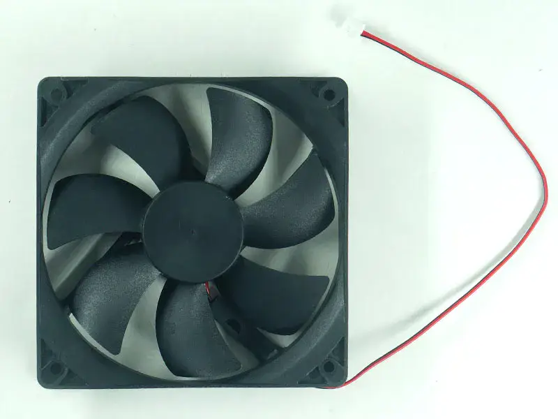 ADDA AD1224HB-A71GL Vifte
