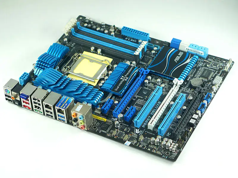 Asus P8P67 DELUXE LGA1155 P67-hovedkort