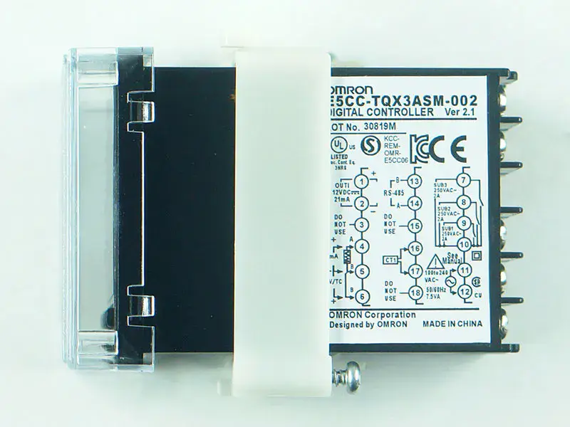 Omron E5CC-TQX3ASM-002 temperature controller