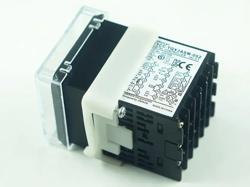 Omron E5CC-TQX3ASM-002 temperature controller
