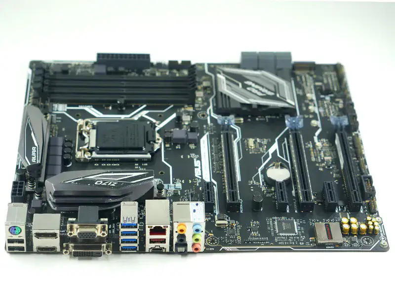 Asus Z170-PRO GAMING/AURA hovedkort