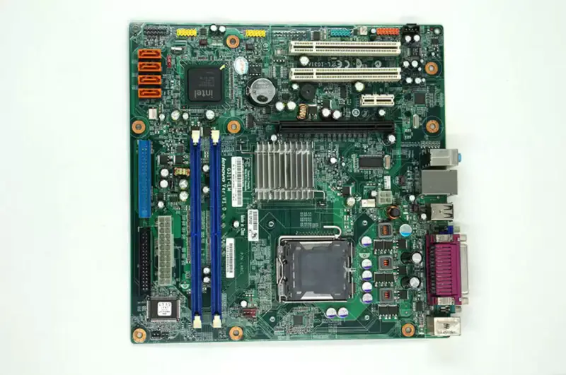 Lenovo G31T-LM V1.0 T4900V M6900 45C2882 53Y3282 hovedkort