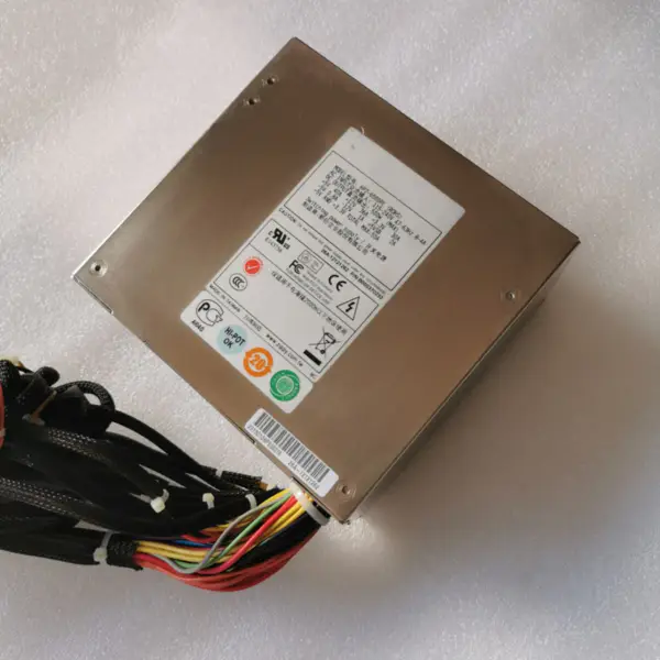 Brukt Zippy Emacs 500W Switching Power Supply HP2-6500PE