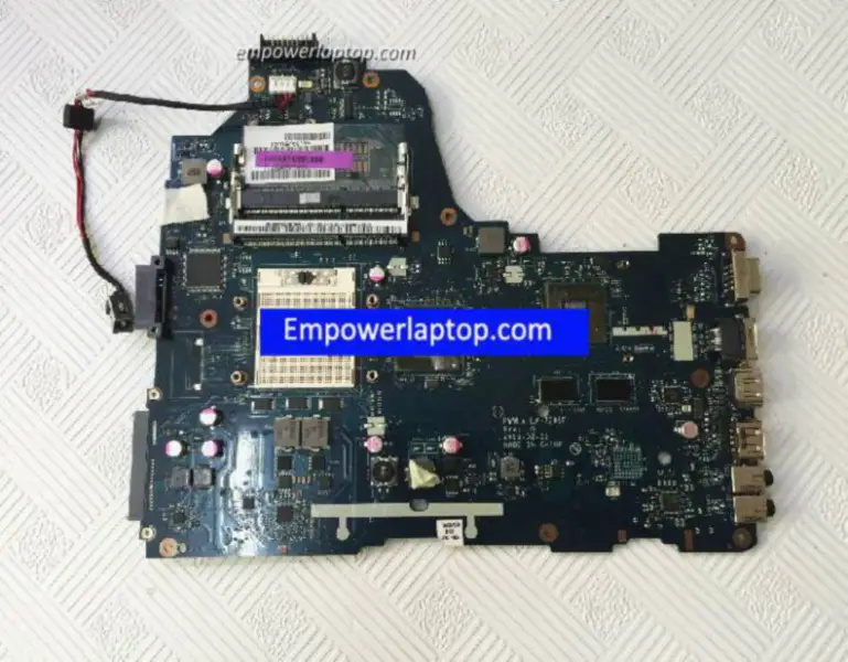 Toshiba SAEL C660 K000124380 LA-7201P hovedkort