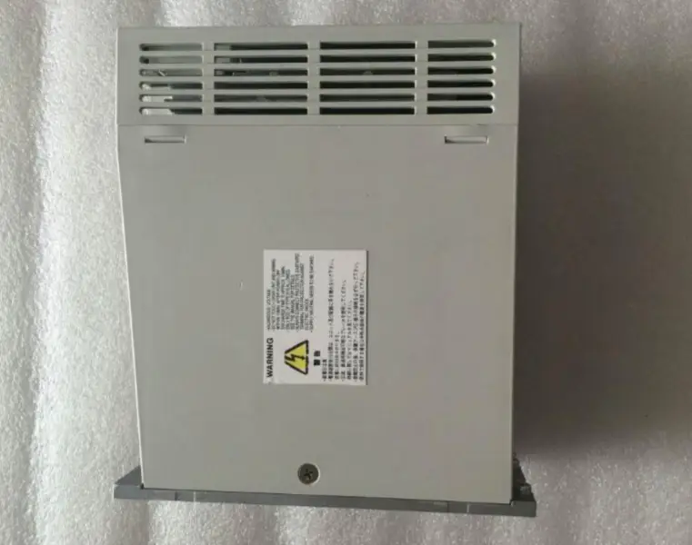Mitsubishi MR-J2-100CT MRJ2100CT Servo Drive