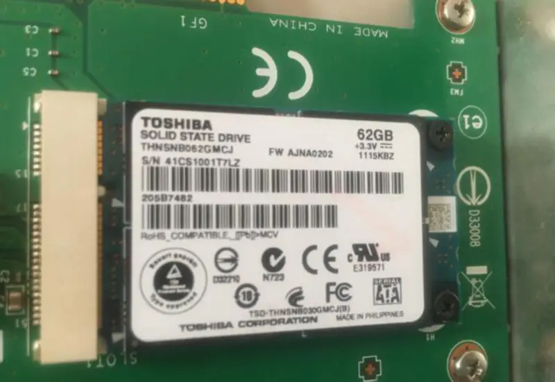 MICRO-STAR MS-4227 VER:1.0 Solid State Drive-adapter med 62G SSD