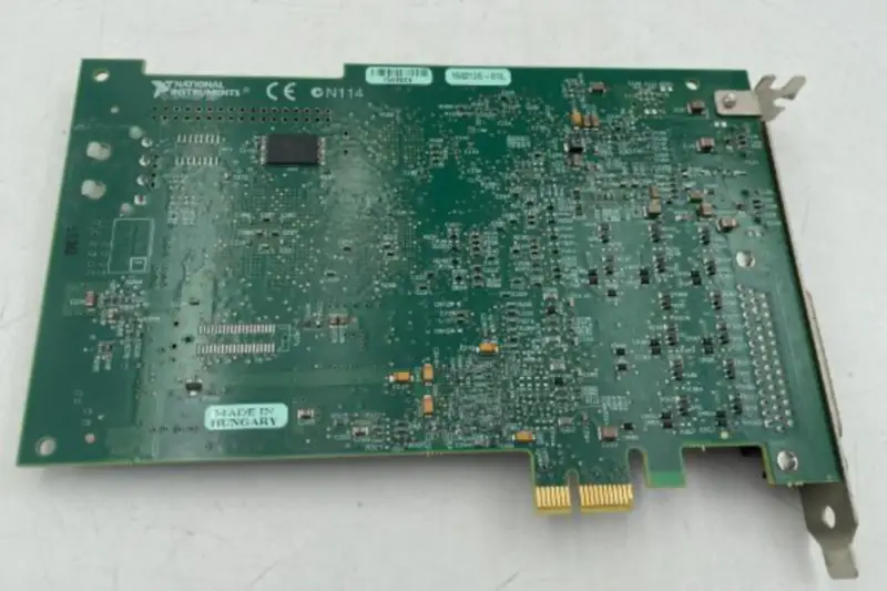 NI PCIe-8255R DAQ-kort med 1394B-grensesnitt