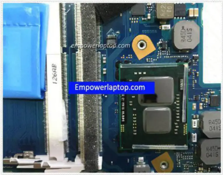 Toshiba FUL5Y4 Satellite R700 Motherboard