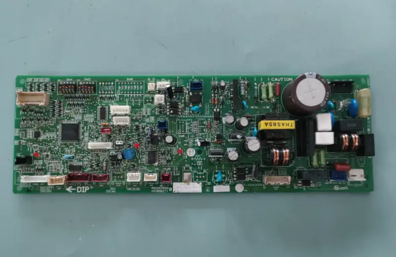 Mitsubishi RG00V399B KE95B271B Kretskort for klimaanlegg