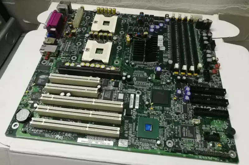 Intel SE7505VB2 604 interface Server motherboard Dual Xeon