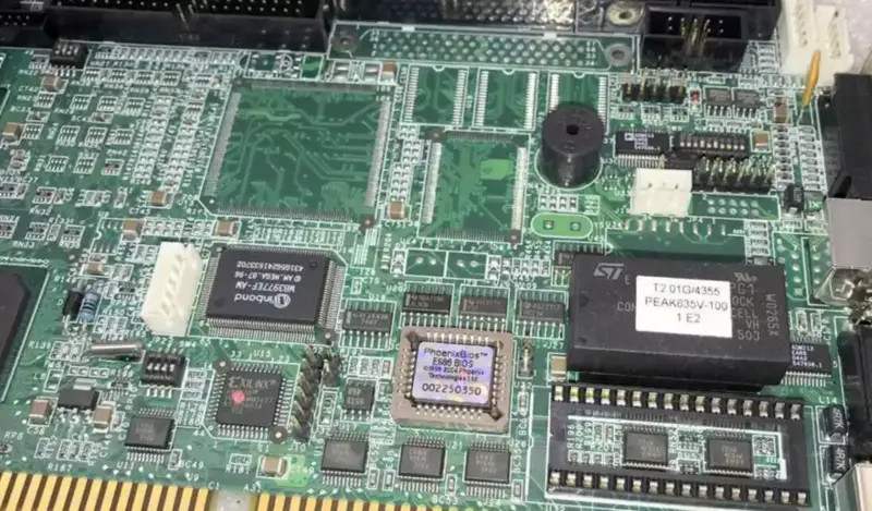 Phoenix Bios E686 Peak635V-100 Pentium III SL4Z2 industrielt hovedkort