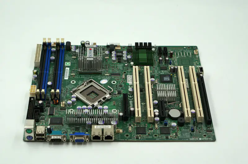 Supermicro X7SBE server-hovedkort