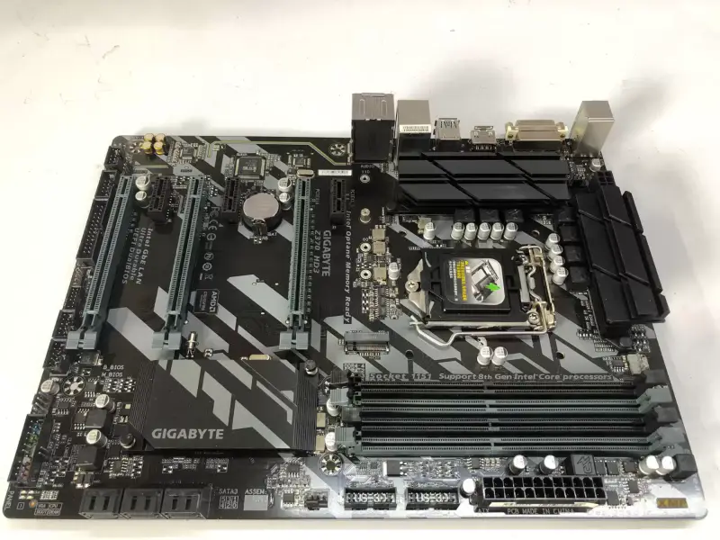 Gigabyte GA-Z370-HD3 hovedkort