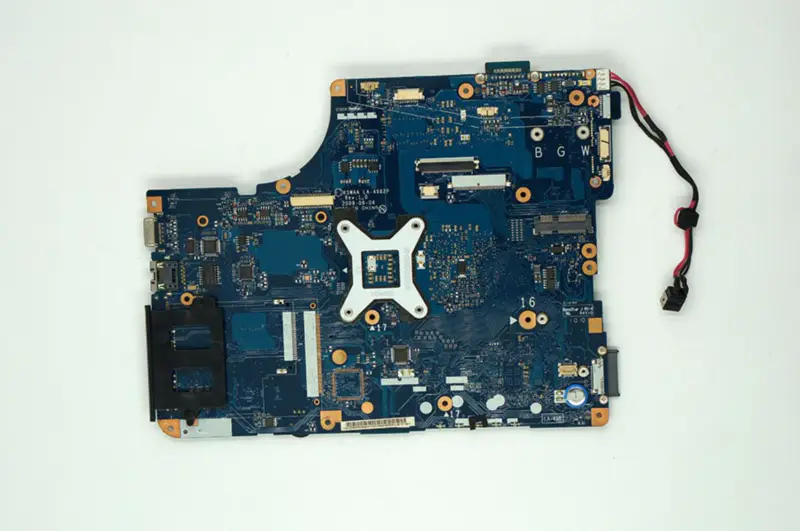 Toshiba L500 L550 L555 LA-4982P GM45 PGA-989 hovedkort