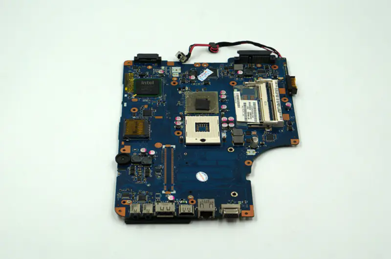 Toshiba L500 L550 L555 LA-4982P GM45 PGA-989 hovedkort